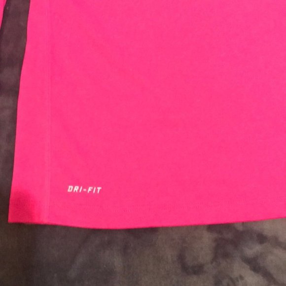 Pink Nike Dri-Fit girls Medium long sleeve - Picture 2 of 3